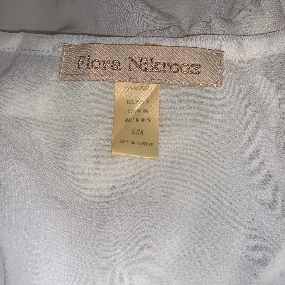 Flora Nikrooz Vanilla Sheer Tie‎ Robe With Macrame Lace Trim Size S/M